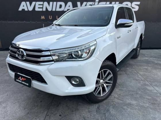 TOYOTA HILUX 2.8 SRX 4X4 CD 16V DIESEL 4P AUTOMÁTICO TOYOTA HILUX 2.8 SRX 4X4 CD 16V DIESEL 4P AUTOMÁTICO